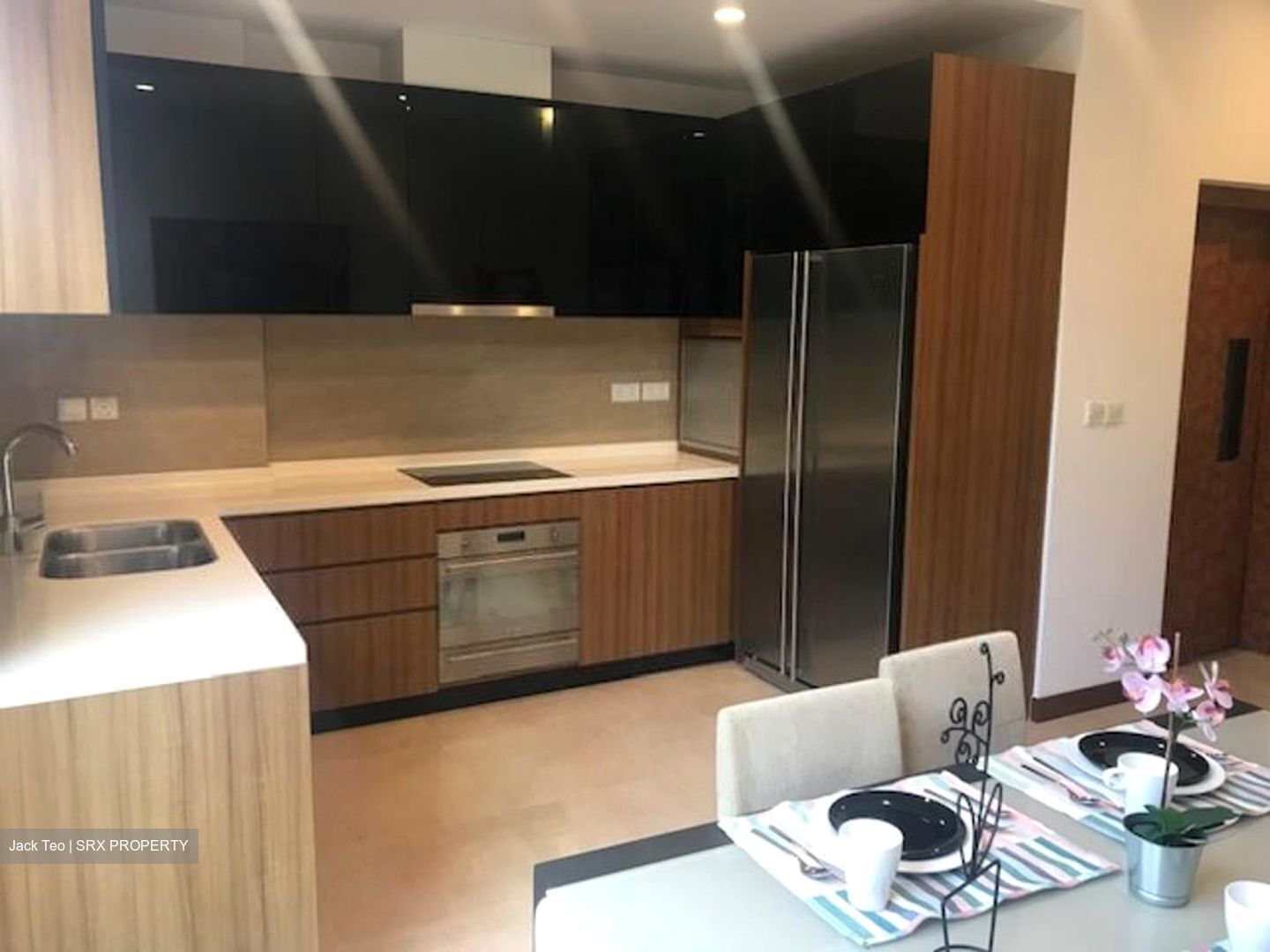 Holland Link (D10), Terrace #412524691